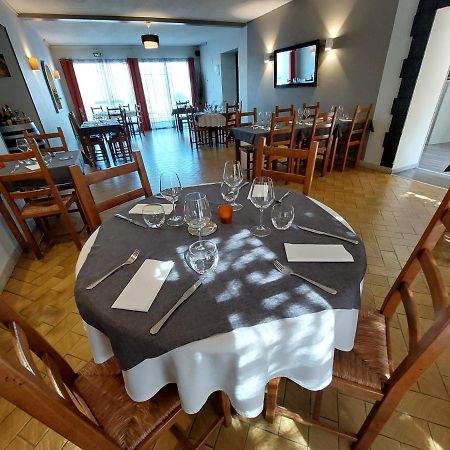Astaffort L'Accent - Hotel 2 Etoiles Et Restaurant - Logis Hotels מראה חיצוני תמונה